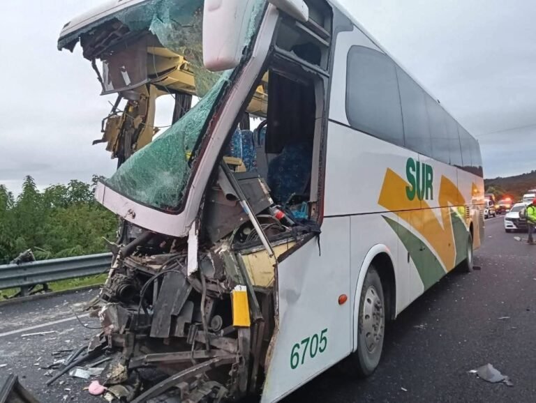 Accidente grave en autopista México-Cuautla: 15 heridos y fuga del conductor