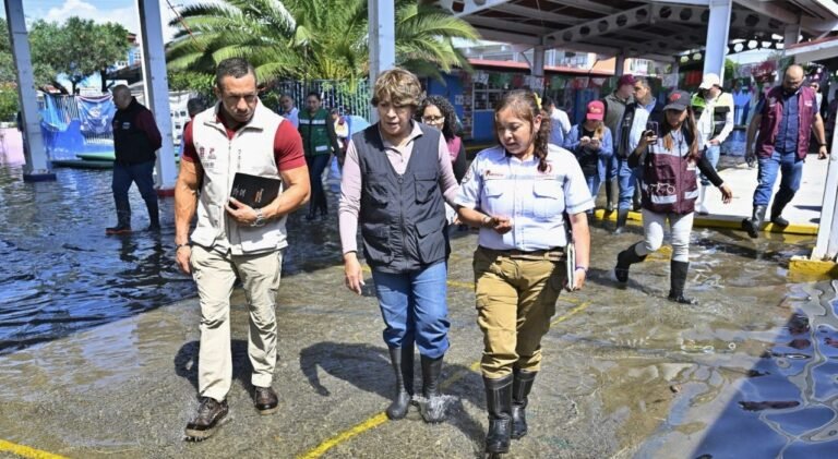 Apoyos federales emergen en Nezahualcóyotl mientras persiste la contingencia por inundaciones