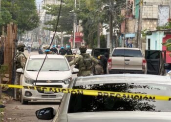 CATEO EN LA COLOSIO: Capturan a 3 narcomenudistas en Playa del Carmen