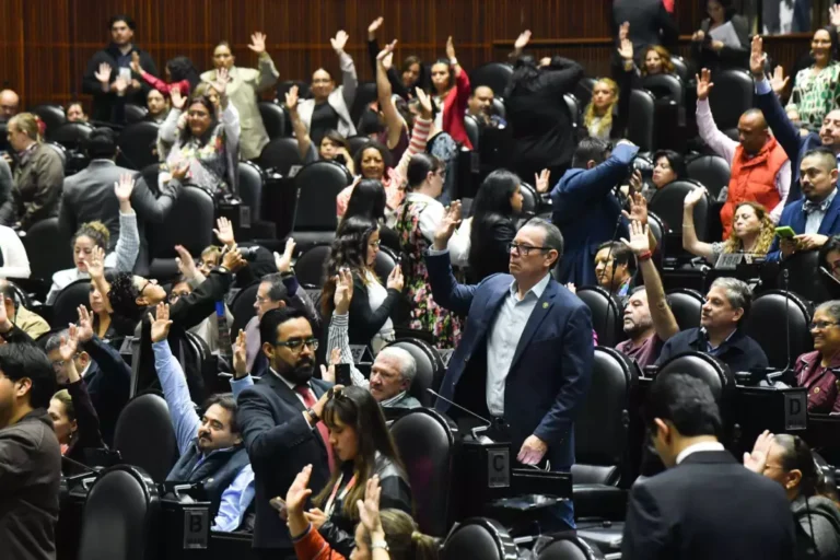 Diputados avalan reforma a la Ley Aduanera en medio de críticas por huachicol fiscal