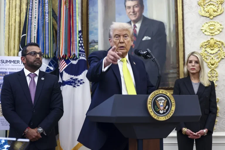 Donald Trump confirma operaciones encubiertas de la CIA y considera atacar cárteles venezolanos