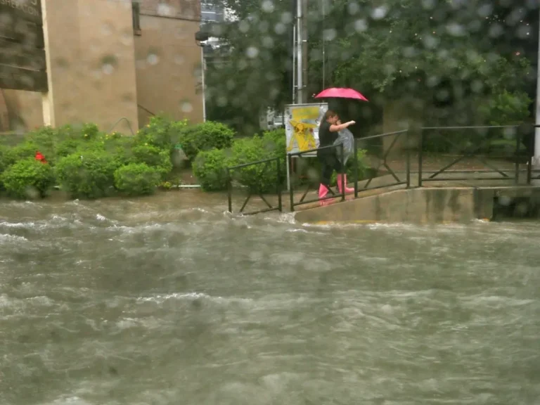 El impacto económico de las lluvias extremas golpea los bolsillos mexicanos