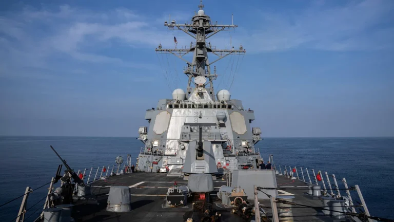 Escala conflicto armado: Estados Unidos ataca buque narcotraficante cerca de Venezuela