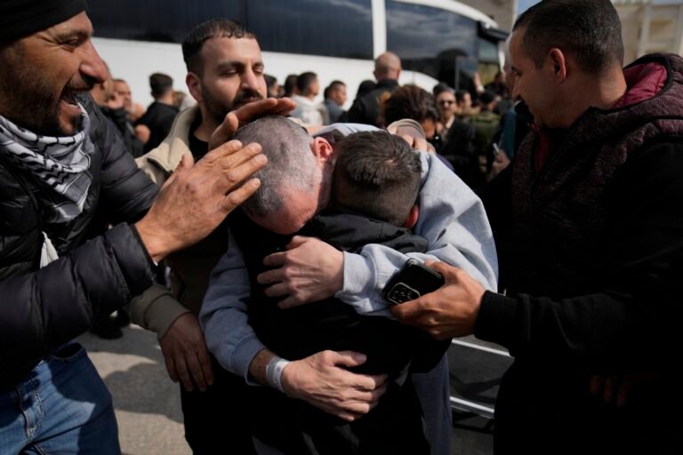 Hamas exige liberación de líderes clave para canje de rehenes en Gaza