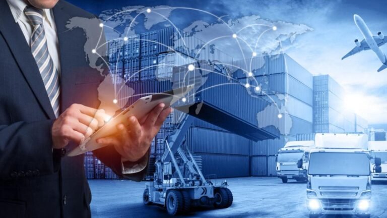 La economía a dos velocidades: El impacto del nearshoring y la desaceleración industrial
