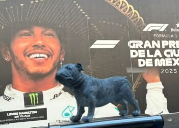 Lewis Hamilton GP de México: El emotivo homenaje a Roscoe y la búsqueda de rendimiento