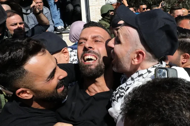 Liberados palestinos denuncian torturas brutales: ¿Un matadero en cárceles israelíes?