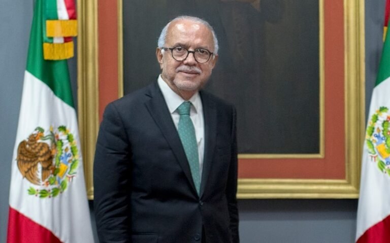 Nayarit: Miguel Ángel Navarro ordena suspensión de clases por huracán Priscilla