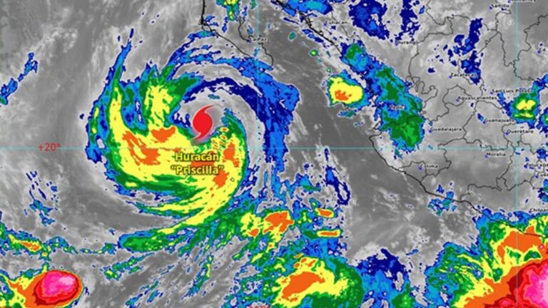 Priscilla se degrada a tormenta, pero mantiene riesgo en Baja California Sur