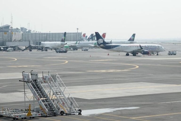 Restricciones aéreas: La industria turística exige diálogo a Sheinbaum ante Trump