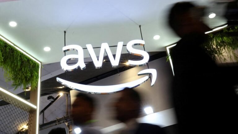 Servicios en la nube de Amazon se recuperan tras falla global