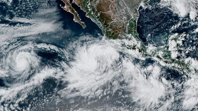 Tormenta tropical Priscilla: alerta máxima por lluvias torrenciales en el occidente de México