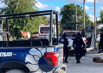 DOBLE EJECUCIÓN: Asesinan a pareja frente a sus hijos en la SM 252 de Cancún