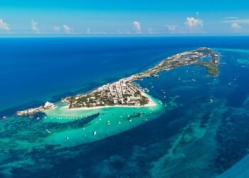 Isla Mujeres es nominada como “Destino Insular Líder del Mundo”