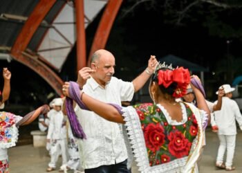 TRADICIÓN MAYA: Reafirma Jorge Portilla la grandeza cultural de Tulum