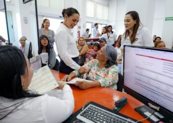 ESTRATEGIA ANTICORRUPCIÓN: Más de mil 220 encuestas realizadas en Contraloría Itinerante