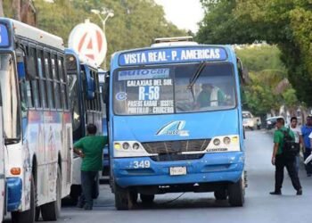 | BITÁCORA DEL CARIBE | Cancún: ¿Se podrá transformar el ruinoso sistema de transporte urbano?