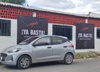 MENSAJE CIUDADANO: “Ya basta, México ya despertó” aparece en sitios públicos de Yucatán