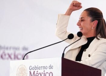 Aprobación presidencial México 2025: La abismal brecha del 70% vs. el 41%