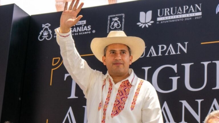 Carlos Manzo: El alcalde “Bukele” que murió en Uruapan tras enfrentar al narco