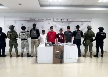 Dan prisión preventiva a ocho narcomenudistas en PDC