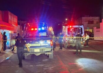 ATAQUE ARMADO: Asesinan a hombre afuera de un minisúper en fraccionamiento Casas del Mar