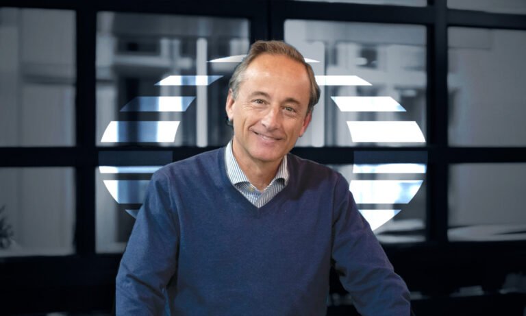 Eduardo Tricio Haro invierte en Televisa y cambia el tablero de control