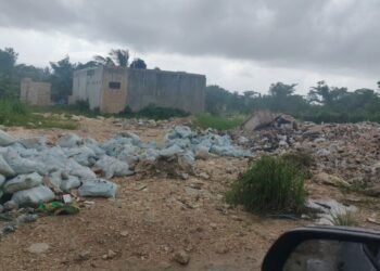 BASUREROS CLANDESTINOS: Piden operativo permanente en laguna Chacmuchuch
