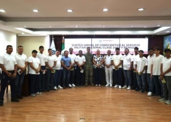 Realizan sorteo del Servicio Militar Nacional en Isla Mujeres