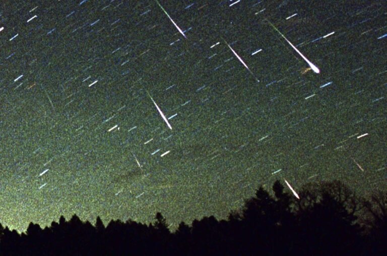 Todo sobre la lluvia de estrellas Leónidas 2025: La noche crucial de noviembre
