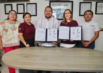 Teqroo e Isla Mujeres firman convenio de colaboración