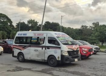 IMOVEQROO VS REGIDORES: Queda en suspenso aumento de transporte en Cancún