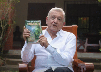 REAPARECE: Amaga AMLO con regresar «a la calle»