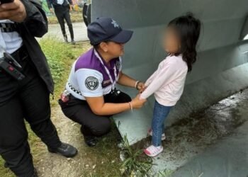 Rescatan a niña de 4 años que deambulaba sola en la R-259
