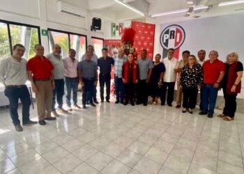 Reúne PRI-QR a exgobernadores para revisión interna rumbo a 2026–2027