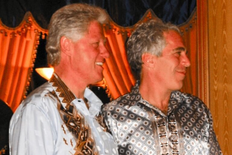 Archivos Jeffrey Epstein: Revelan fotos inéditas del expresidente Bill Clinton