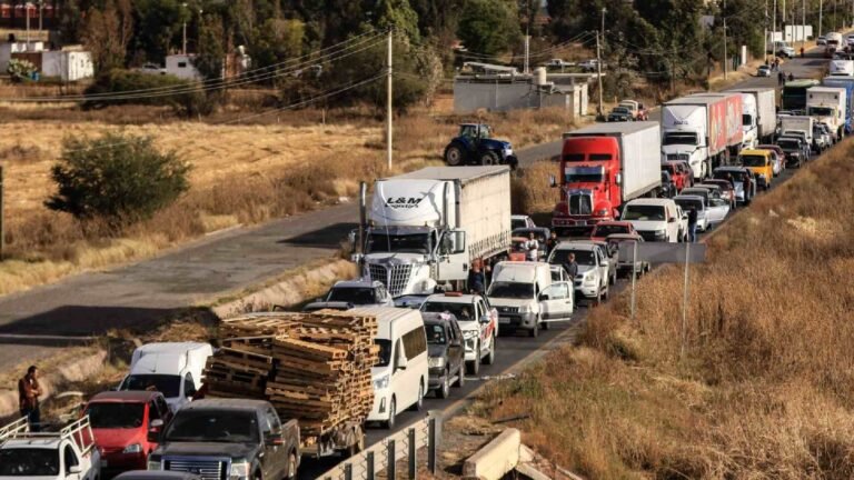 Carreteras bloqueadas en México: el saldo vial del sábado 27 de diciembre de 2025