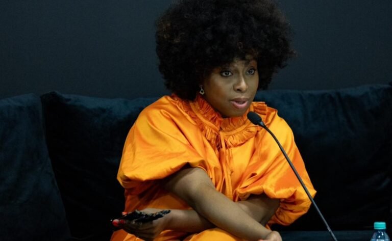 Chimamanda Ngozi Adichie: la identidad, ¿un obstáculo para el amor?