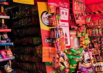 Consumo familiar al alza: el comercio al por menor creció 4.3% en 2024