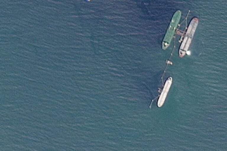 Desafío a Washington: ¿cómo escapan buques petroleros del bloqueo a Venezuela?