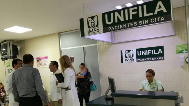 El "trato digno IMSS" y la promesa de acabar con la desatención crónica