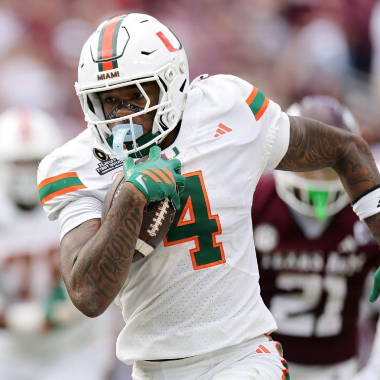 El debut del cero histórico: Fletcher rescata a Miami en el CFP 2025