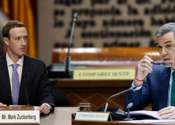 El gobierno de Sánchez exige a Mark Zuckerberg explicaciones por la vigilancia masiva