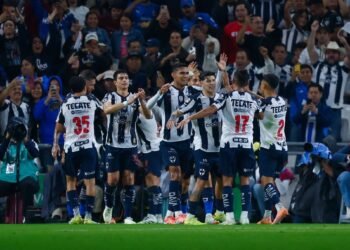 El héroe del 1-0: Monterrey toma ventaja ante el campeón en la semifinal Apertura 2025
