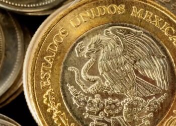 El peso mexicano toca mínimos de 17 meses: ¿Se detiene el recorte de la Fed?