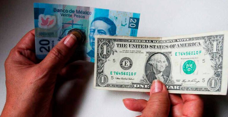 El peso rompe la barrera: ¿A qué se debe el desplome del dólar hoy?