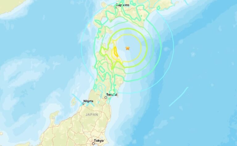 El sismo de 7.6 desata alerta de tsunami y reabre la herida nuclear en Japón