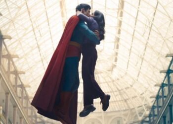 La batalla creativa entre Corenswet y Gunn por el beso de Superman