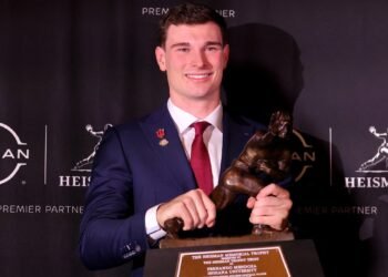 La irrupción total de Fernando Mendoza: El factor cubano y el Trofeo Heisman 2025