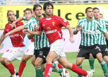 La noche crucial en Murcia: Betis y la presión de la Copa del Rey